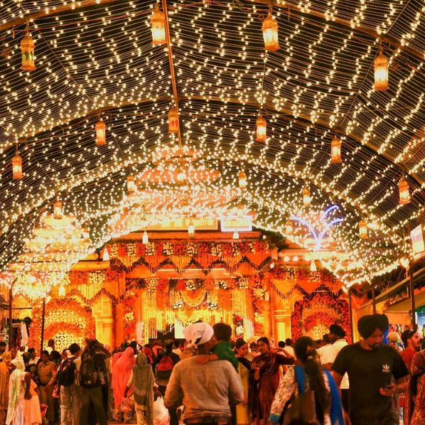 Glowing Arch Decoration